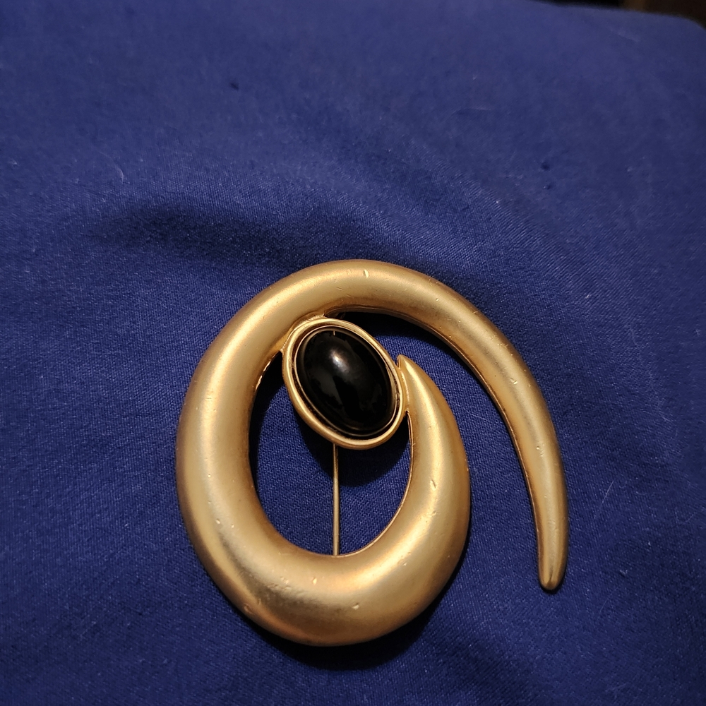 Possible Donna Karan Gold and Black Swirl Brooch Purse, Scarf, Hat